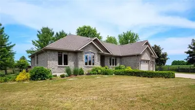 022629 GREY ROAD 16, Georgian Bluffs, ON, N0H 1G0