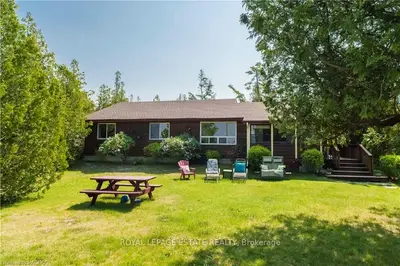 381 SHORELINE Avenue, South Bruce Peninsula, ON N0H 2T0
