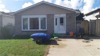 744 Andrew Malcolm Drive, Kincardine, On N2z 1m9