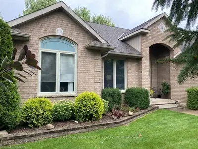 489 SUNSET Boulevard, Saugeen Shores, ON N0H 2C1