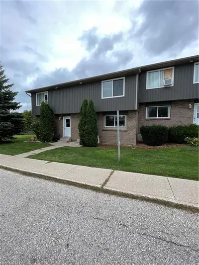 850 Walsh Street 16, Kincardine, ON N2Z 1N8