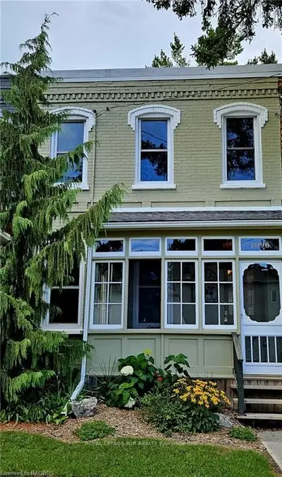 1096 1ST Avenue W, Owen Sound, ON N4K 4K6