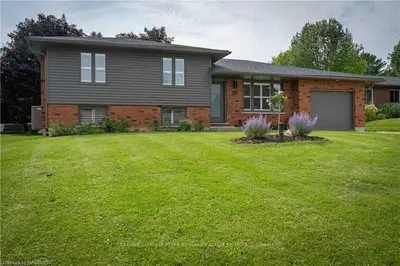 37 RIDOUT Street, Brockton, ON N0G 2V0