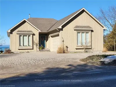 554 Huron Terrace, Kincardine, ON N2Z 2H5