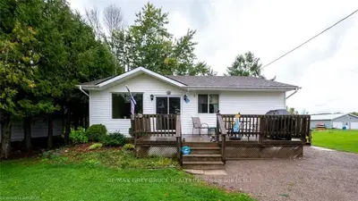 46 LILAC Lane, South Bruce Peninsula, ON N0H 1A0