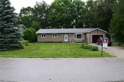 282 Tyendinaga Street, Saugeen Shores, On N0h 2l0