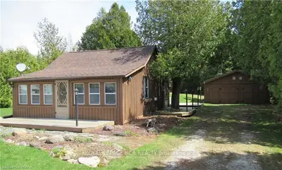 857 PIKE BAY Road, Northern Bruce Peninsula, ON N0H 2T0