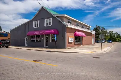 115 LAMBTON Street W, West Grey, ON N0G 1R0