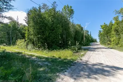 155 KINGS Crescent, South Bruce Peninsula, ON N0H 2T0
