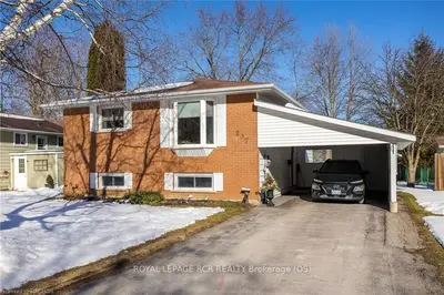207 6TH Avenue W, Owen Sound, ON N4K 6J2