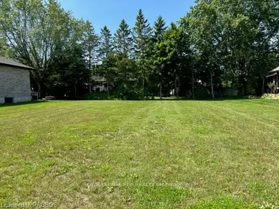 123 RONNIES Way, Wellington North, ON N0G 2L2