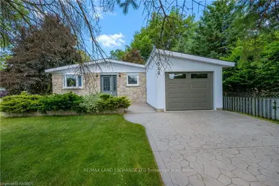 340 ADELAIDE Street, Kincardine, ON N2Z 2W2