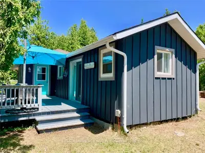 615 THIRD AVE S Avenue, South Bruce Peninsula, ON N0H 2G0