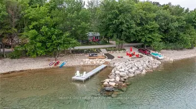 339682 PRESQUILE Road, Georgian Bluffs, ON N0H 1S0