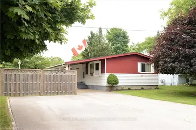 299 BRICKER Street, Saugeen Shores, ON N0H 2C1
