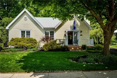 383 MCNABB Street 108, Saugeen Shores, ON N0H 2L0