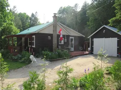 23 WOODSTOCK Avenue, Northern Bruce Peninsula, ON N0H 2M0