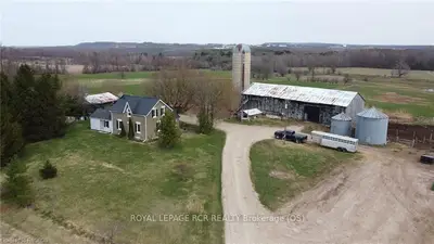 439567 Sydenham-Lakeshore Drive, Meaford, ON N0H 1B0