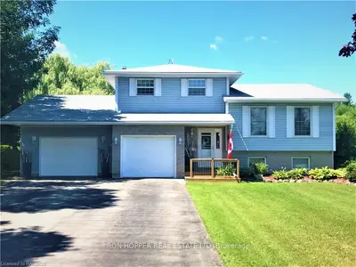 108 Mary Avenue, Georgian Bluffs, On N4k 5n5