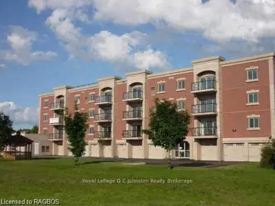 221 ADELAIDE Street E 407, Saugeen Shores, ON N0H 2L0