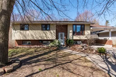 2260 6TH Avenue W, Owen Sound, ON N4K 6J6