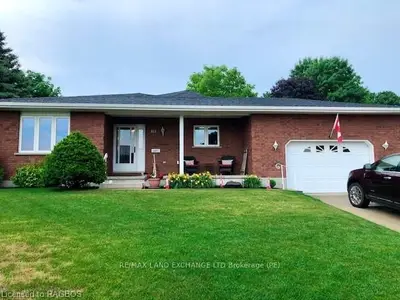 811 Ruby Street, Saugeen Shores, On N0h 2c4