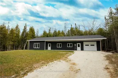 120 FOWLIE Road, Northern Bruce Peninsula, ON N0H 1X0