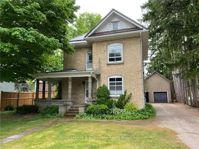 532 CATHERINE Street, Saugeen Shores, ON N0H 2C1