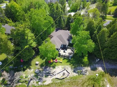 40 Bayview Point Road, Saugeen Shores, On N0h 2c0