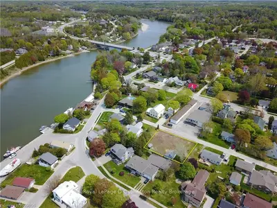 60 Water Street, Saugeen Shores, ON N0H 2L0