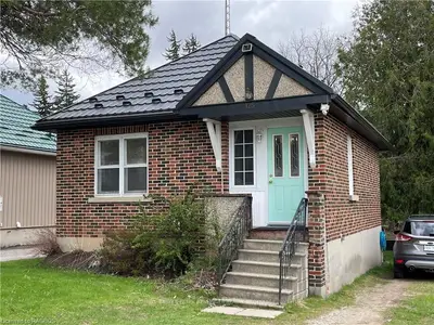 125 YONGE Street S, Brockton, ON N0G 2V0