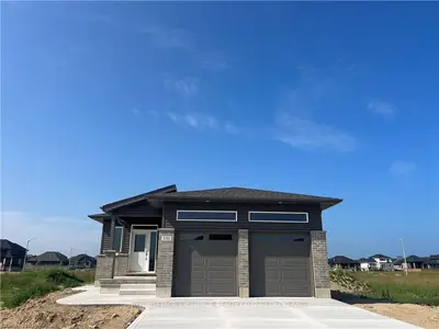 330 MARY ROSE Avenue, Saugeen Shores, ON N0H 2C3