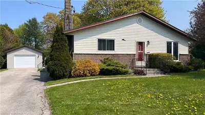 499 TYSON Street, South Bruce Peninsula, ON N0H 2T0