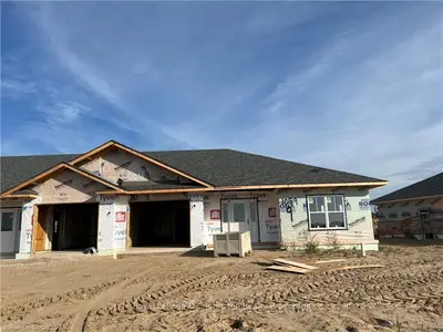 1083 WATERLOO Street N 6, Saugeen Shores, ON N0H 2C3
