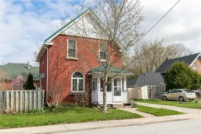 624 9TH Street E, Owen Sound, ON N4K 1P7