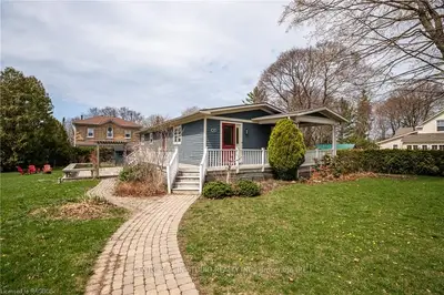 37 GROSVENOR Street S, Saugeen Shores, ON N0H 2L0