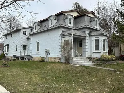 247 Broadway Street, Kincardine, ON N2Z 2X9