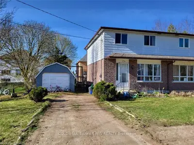 323 DOMVILLE Street A, Wellington North, ON N0G 1A0