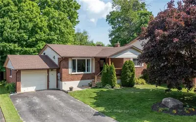 14 PARKLANE Crescent, Meaford, ON N4L 1B1
