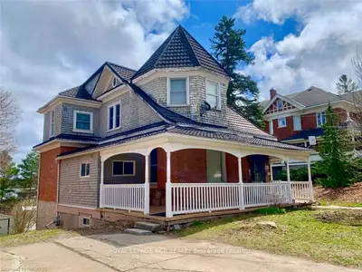 335 BERFORD Street, South Bruce Peninsula, ON N0H 2T0