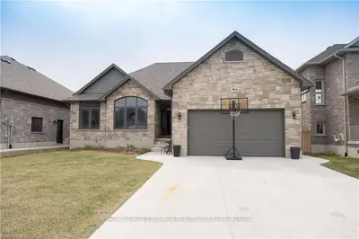 364 DEVONSHIRE Road, Saugeen Shores, ON N0H 2C2