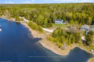 35 HERON POINT Road, Northern Bruce Peninsula, ON N0H 1W0