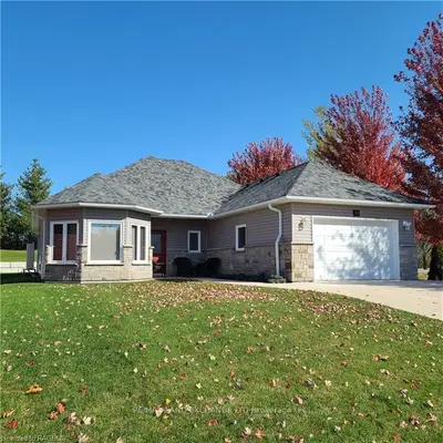 332 LEWIS Road, Huron-Kinloss, ON N2Z 0A4