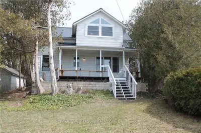 1037 SAUGEEN Street, Kincardine, ON N2Z 1B2