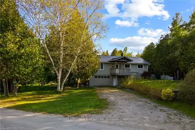 214 Dorcas Bay Road, Northern Bruce Peninsula, On N0h 2r0