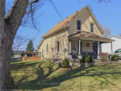 5 George Street, Brockton, On N0g 2v0