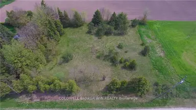 8029 8TH Line, Wellington North, ON N0G 2E0
