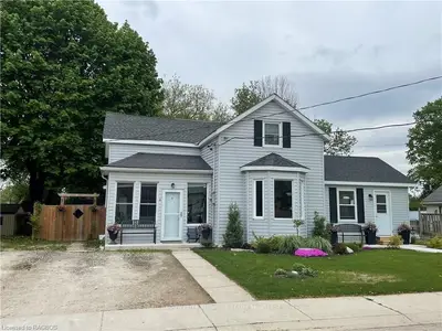 31 Clarinda Street, South Bruce, On N0g 2s0