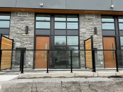 Condo Apartment in Waterloo