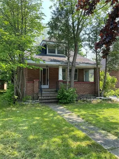 391 2ND Avenue E, Owen Sound, ON N4K 2E8